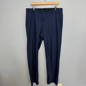 NIKE flex essential golf pants in navy size 36 x 34